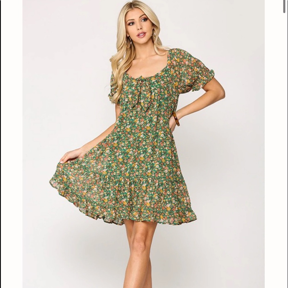 DITSY FLORAL PRINT WITH TIE DRESS 🚨LOW STOCK